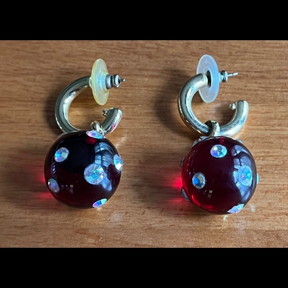fun earrings for pierced ears gold with red lucite ball and rhinestones - Picture 5 of 5